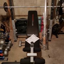 Weider Club weight bench with bar and 2 25s!*