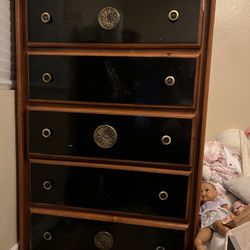 Wooden 5 Drawer Dresser