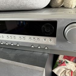 Onkyo Receiver HT-340 With Sound Bar Surround Sound 4 Speakers With Bass