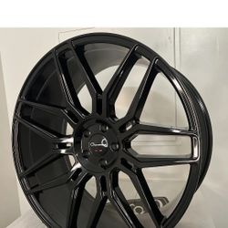 22" Giovanna Bogota Wheels with Pirelli Tires