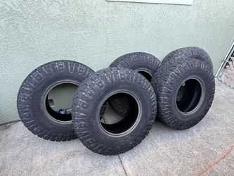 5 Nitto Ridge Grappler 37x12.50R17 Tires – Good Tread