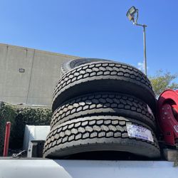 Semi Trucks Tire 
