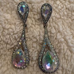 Iridescent Teardrop Earrings with large teardrop-shaped clear rhinestones NEW