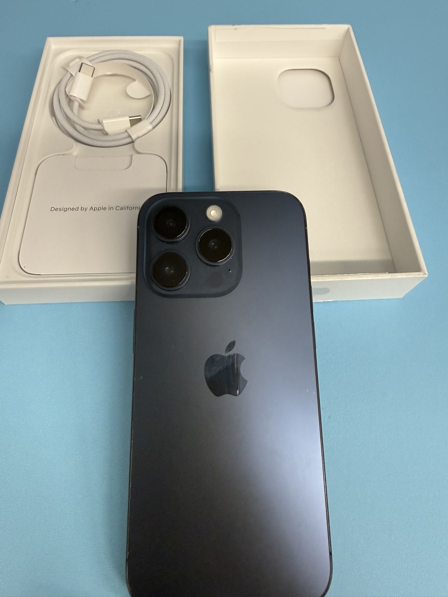 iPhone 15 Pro Factory Unlocked 128gb / Liberado Para Cualquier Companias