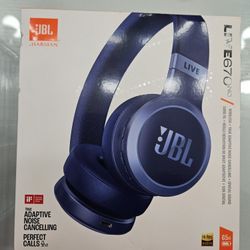 JBL Live670nc Bluetooth Headphones NEW!!