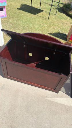 Wooden toy box