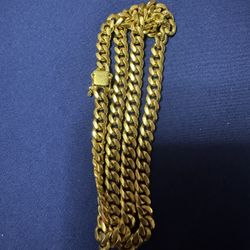 14 Kt Cuban Chain 