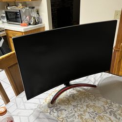 Acer 31.5” Curved Monitor