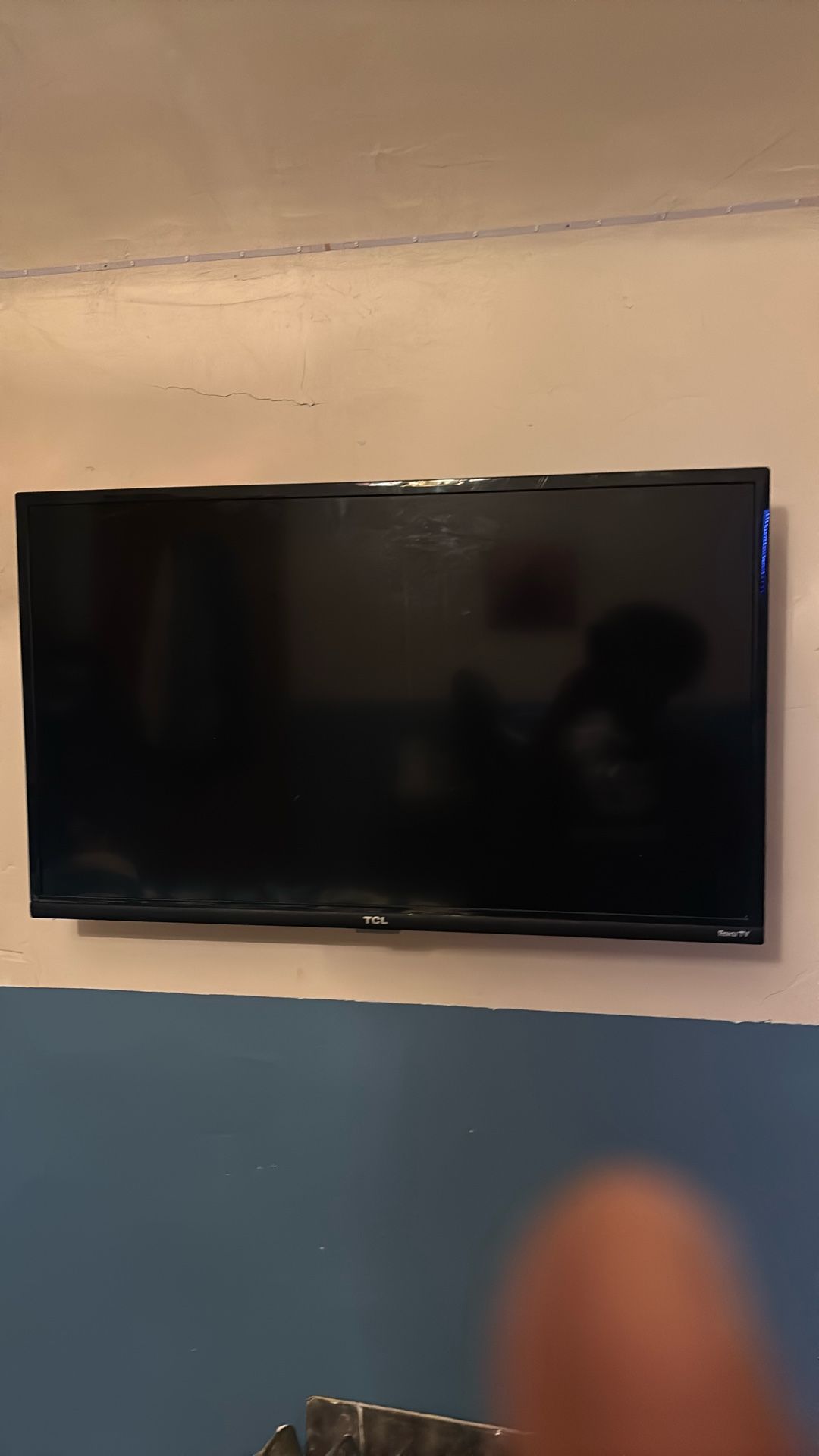 TCL Roku TV 32’
