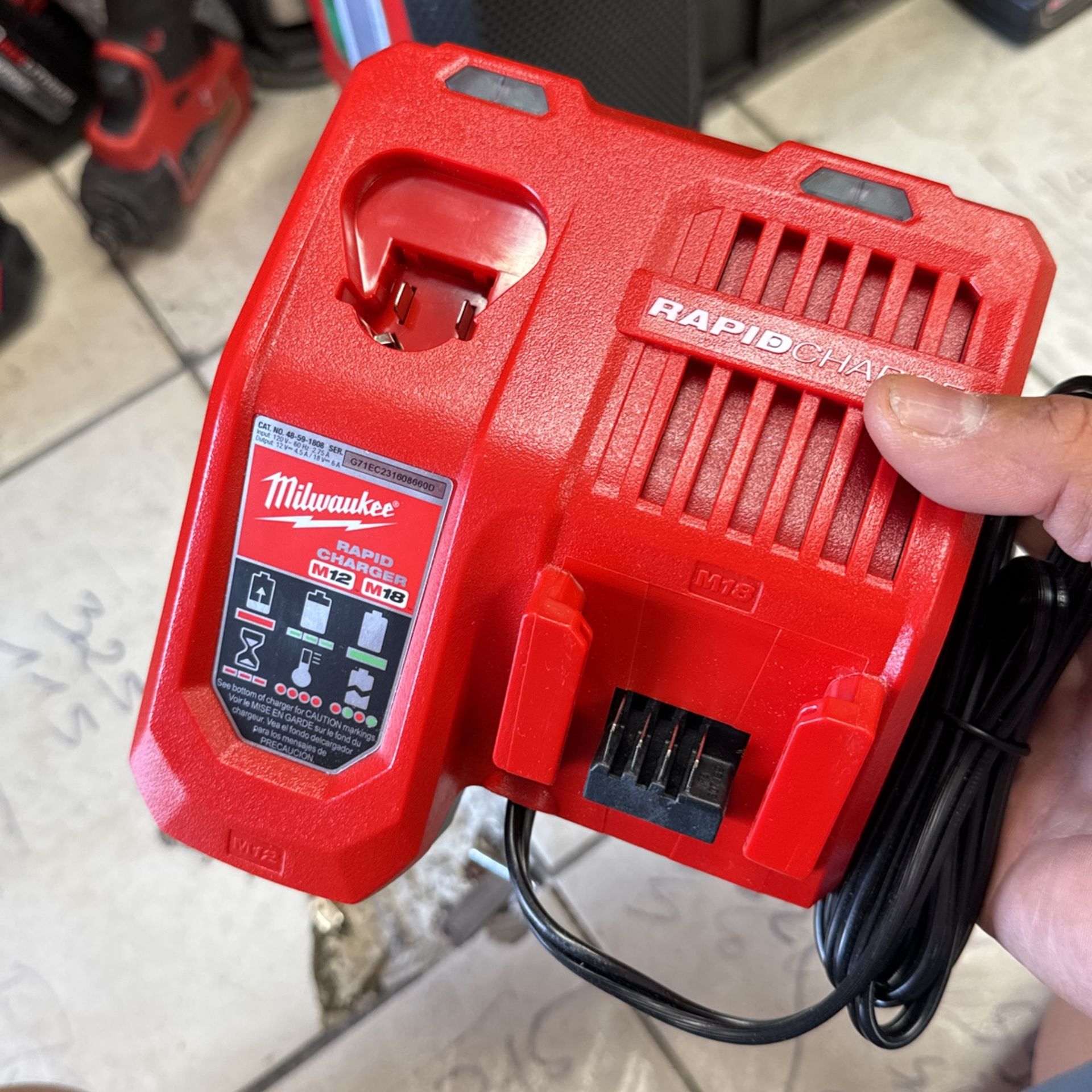 Milwaukee M18 M12 Rapid Charger 