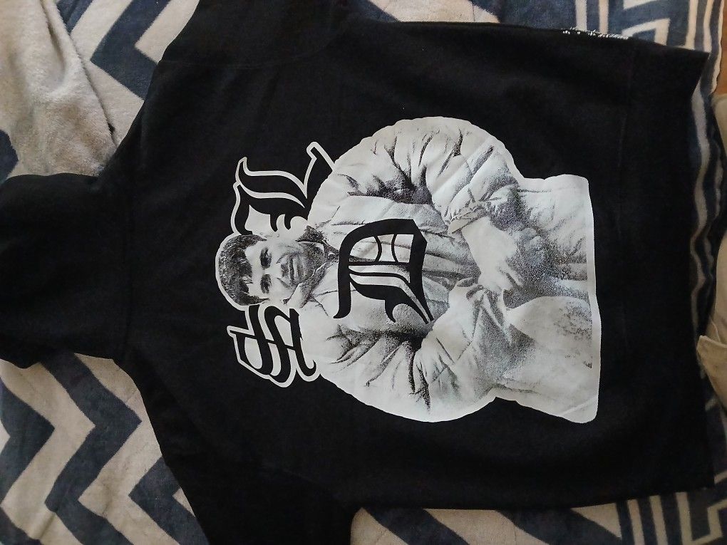 Brand SDL SWEETHEART. Color  BLACK  Size M