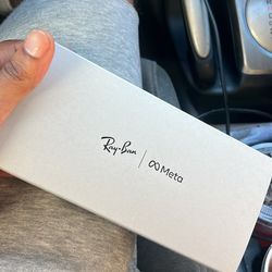 Ray Ban Meta Glasses (Gen 2)  polarized