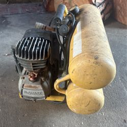DeWALT Air Compressor 