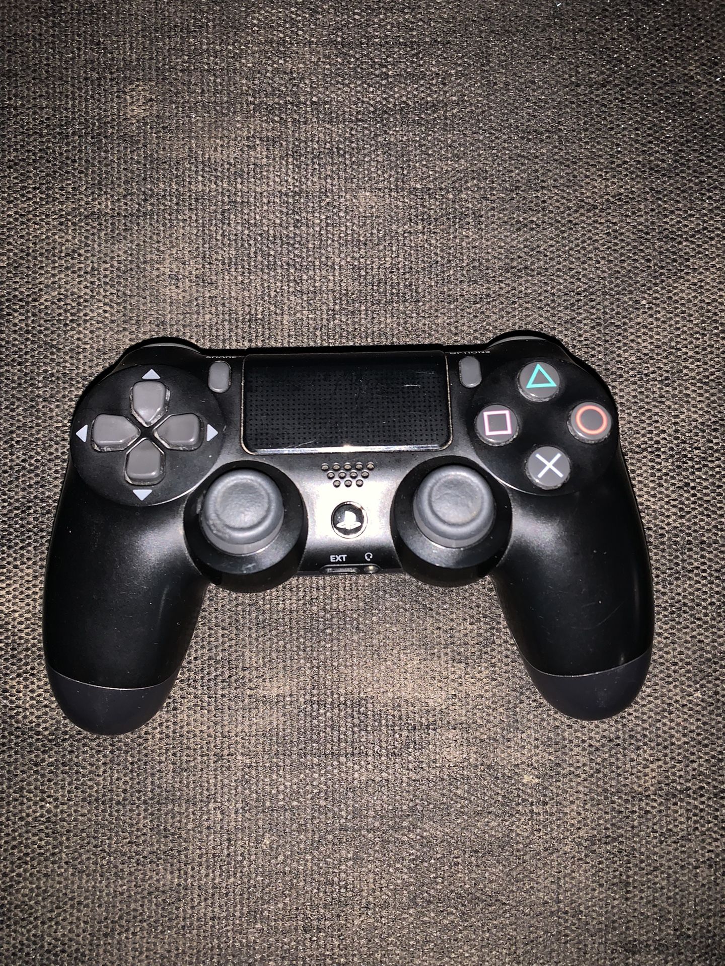 PS4 Controller