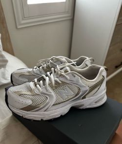 Girl shoes