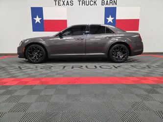 2019 Chrysler 300