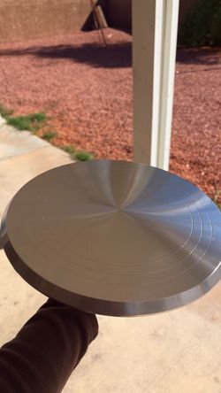 Turntable Cake Stand