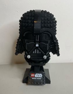 LEGO Star Wars Darth Vader Helmet