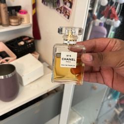 Chanel No 5