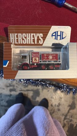 Hershey's AHL 1:64 Die-Cast Delivery Truck