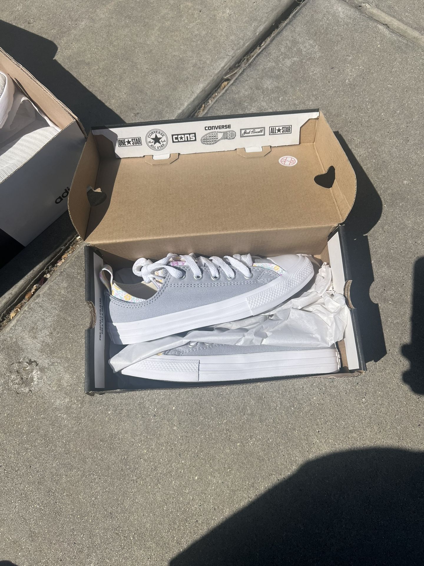 New Converse $20