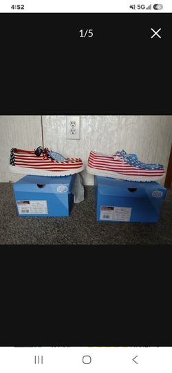 Men's Hey Dude Shoes - Size 14