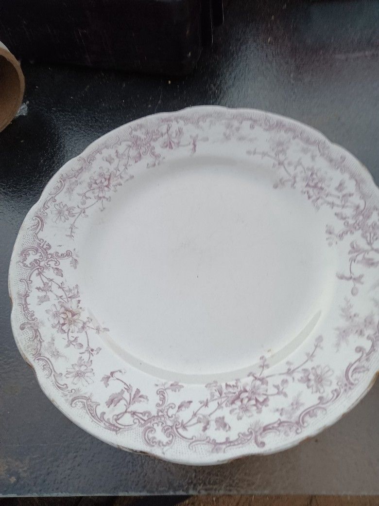 All Types Of Glass Vintage Plates