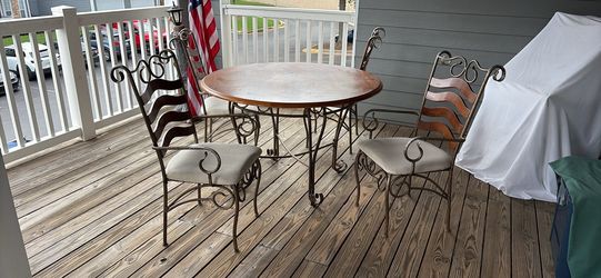 Dining room table for chair