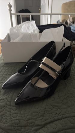 Leora Block Heel Pointy Toe Mary Jane Pumps size 8.5