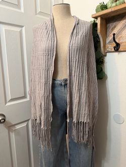 Ribbed Knit Fringe Vest Cardigan