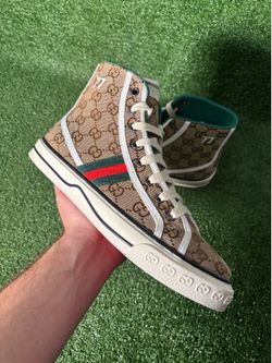 Men's Shoes Size 8 & 8.5
