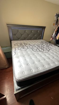 King Size Mattress Pillow Top New