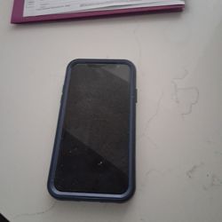 Old use iphone xr unlocked