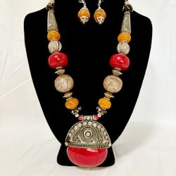 Handmade Beaded Necklace With Earring 