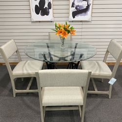 Beautiful Glass and Black Metal Dining Table 42” w 4 Chairs