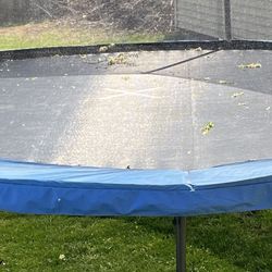 Trampoline 