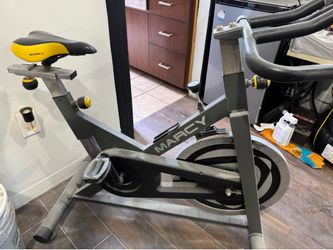 Bicicleta  de hacer ejercicio