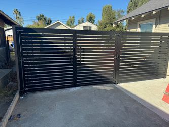 Custom gate