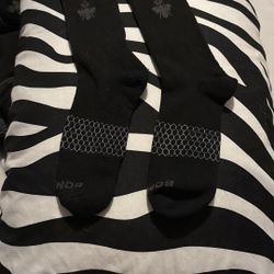 NEW BOMBAS Black Crew Socks