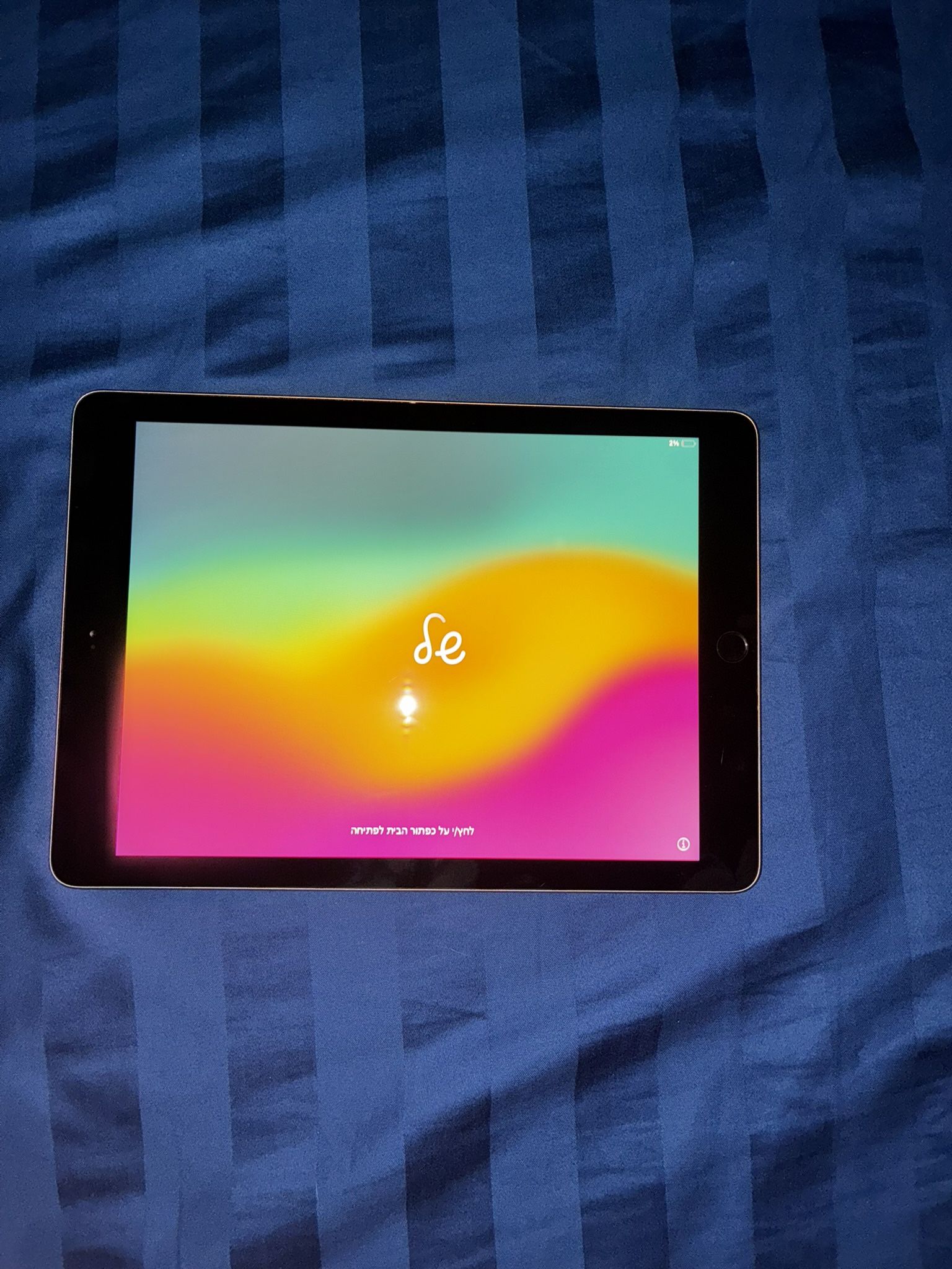 iPad 6th Gen 128 Gigs