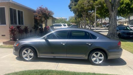 2015 VW PASSAT LIMITED EDITION