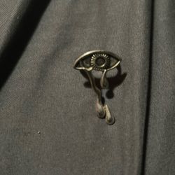 drip eye ring 