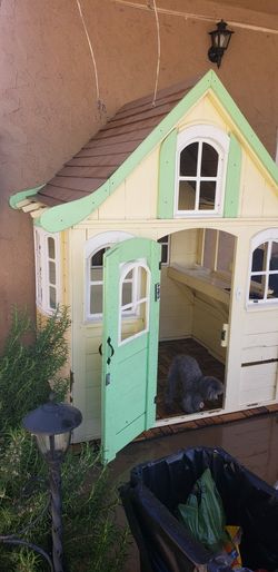 Kids Play House Wood