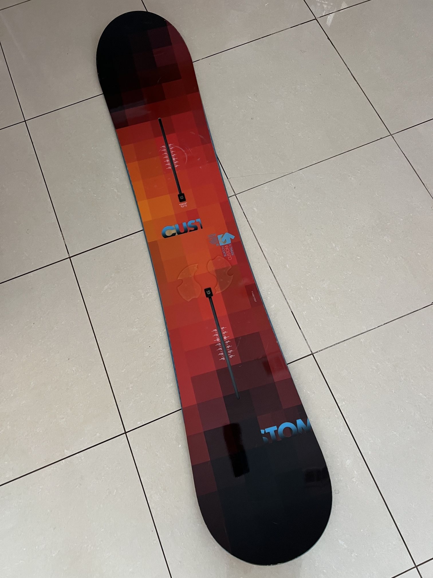 162cm Wide Burton Custom Snowboard WAXED With Bindings