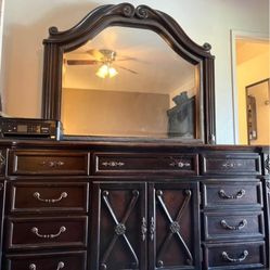 Cal Kind Bedroom Set 