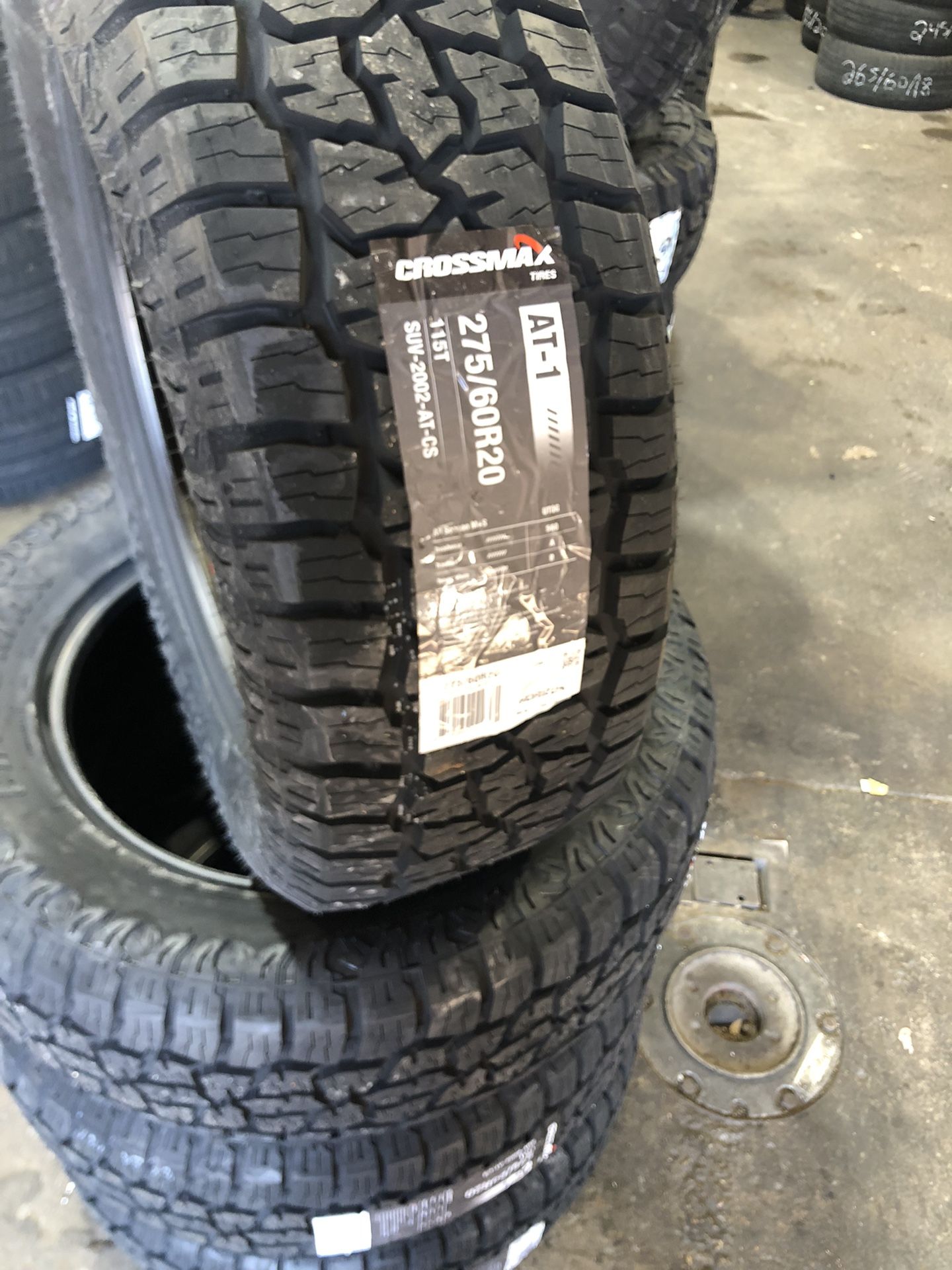 275/60/20 Crossmax A/T