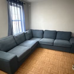 Kivik sectional
