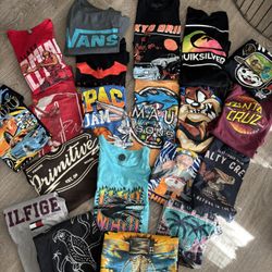 T-shirts Boys//teens M 12-14