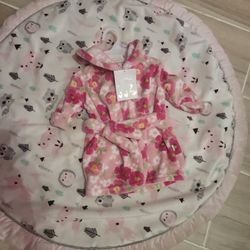 Baby Robe. 0-9 Months