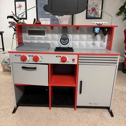 Melissa and Doug Play Diner Restaurant with tons of extras